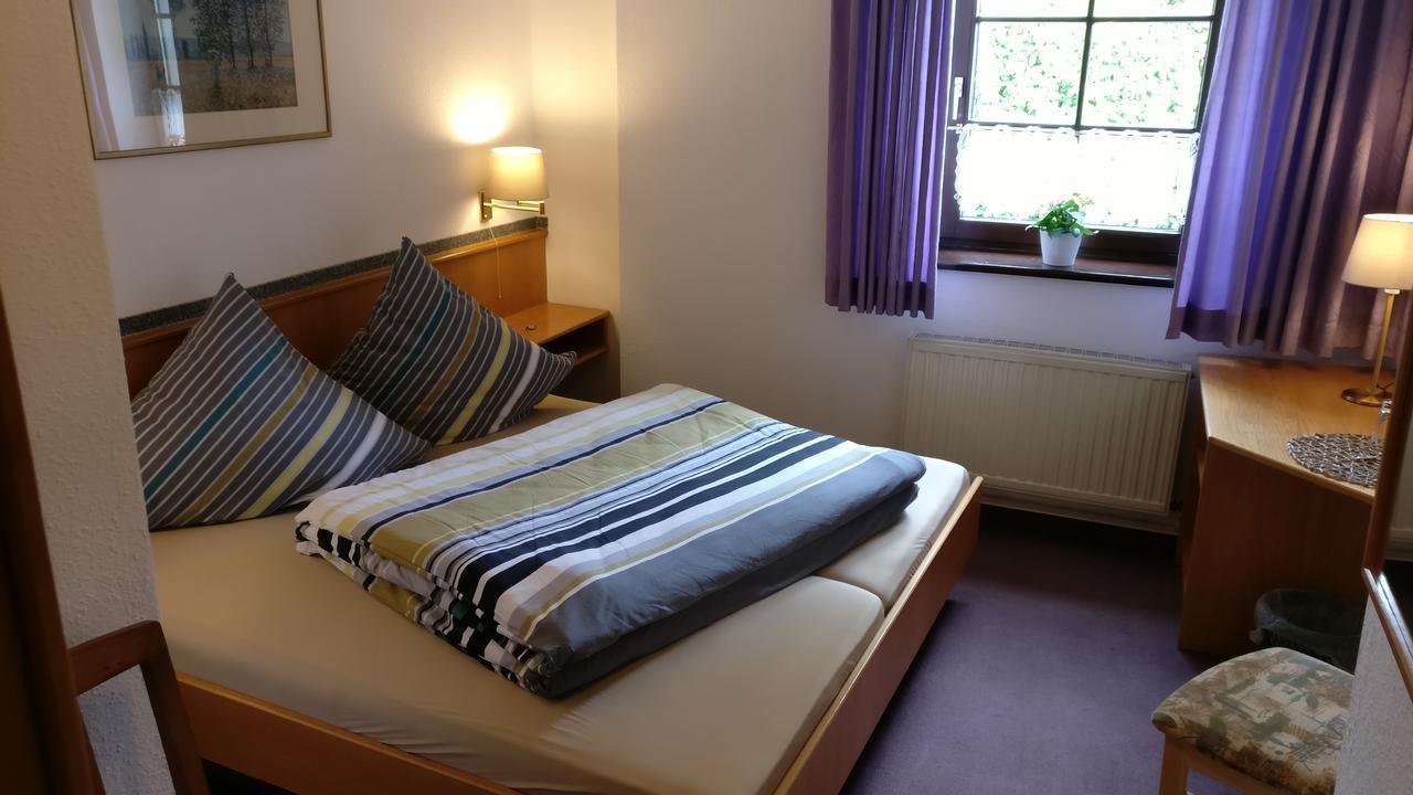 Hotel Am Neumarkt Zeitz Esterno foto